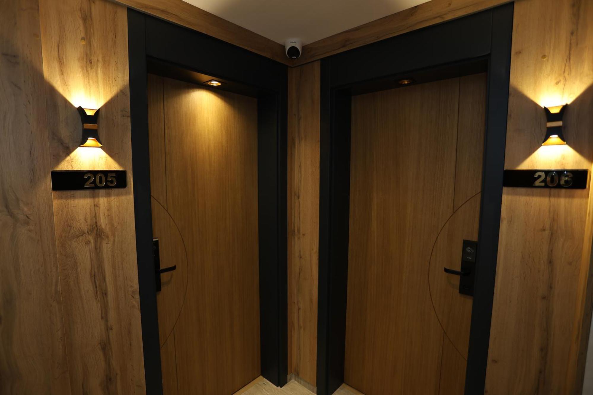 Hotel Luna Prizren Esterno foto