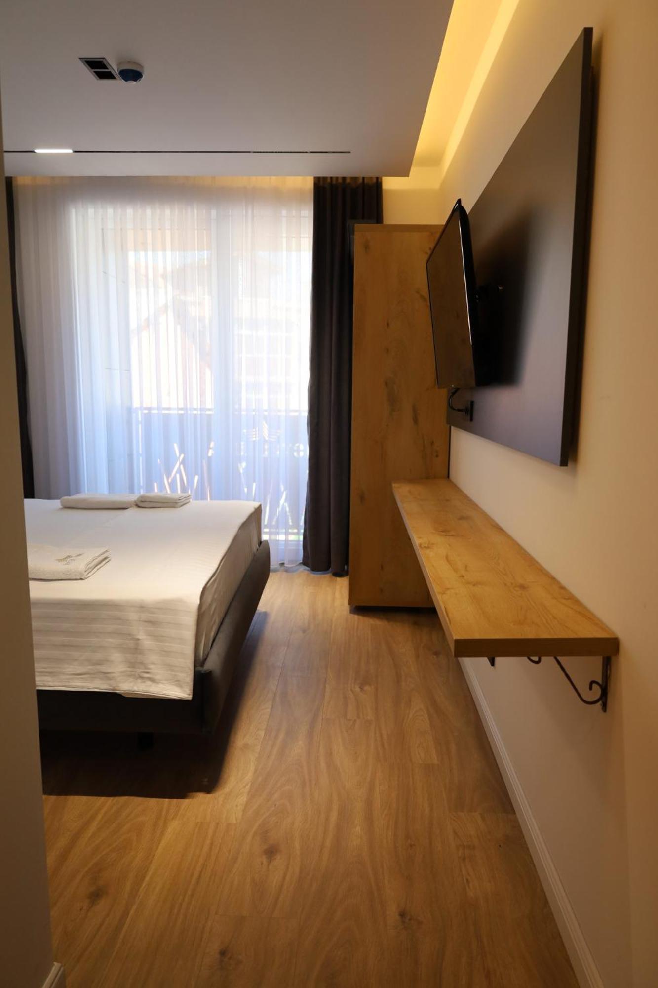 Hotel Luna Prizren Esterno foto